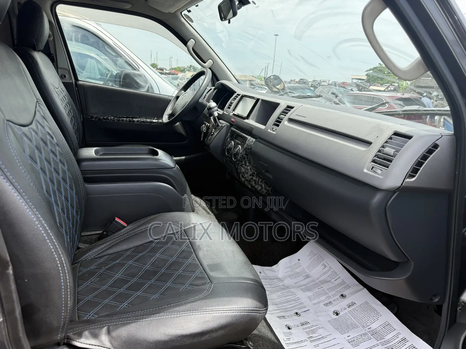 Toyota HiAce 2013 Grey