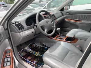 Toyota Camry 2003 Silver