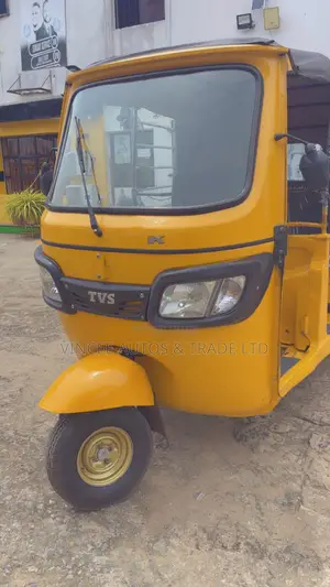 TVS Apache 180 RTR 2023 Yellow