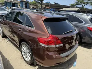 Toyota Venza 2011 Brown