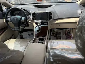 Toyota Venza 2011 Brown