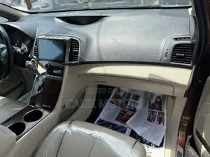 Toyota Venza 2011 Brown