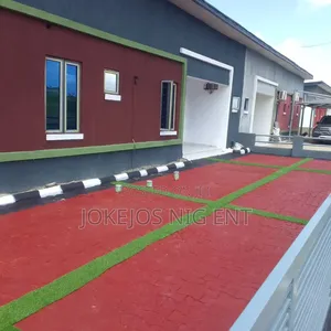 3bdrm Bungalow in Peak Park Estate Lbs, Olokonla for sale