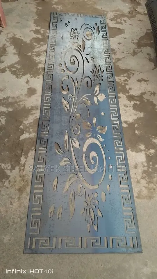 Design Plate and Handrail