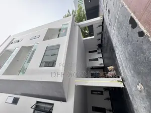4bdrm Townhouse/Terrace in B Luxury Terrace, Ikate-Elegushi for sale