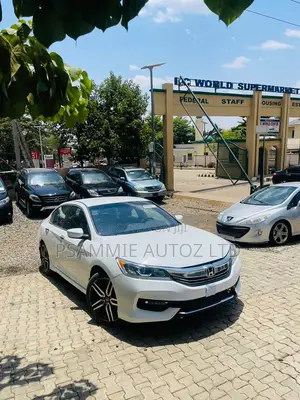 Honda Accord Sport 4dr Sedan FWD (2.4L 4cyl 2A) 2016 White