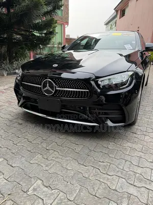 Mercedes-Benz E350 2022 Black