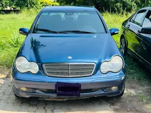 Mercedes-Benz C200 2006 Blue
