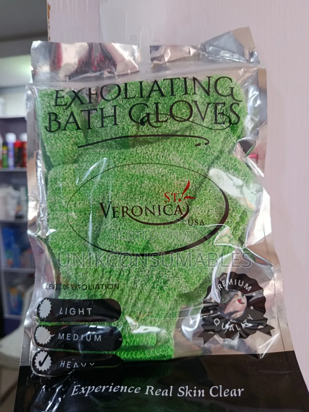 St. Veronica Exfoliating Bath Gloves- Heavy