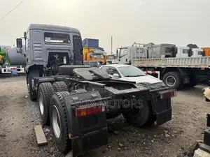 Brand New Sagmoto Tractor Head.