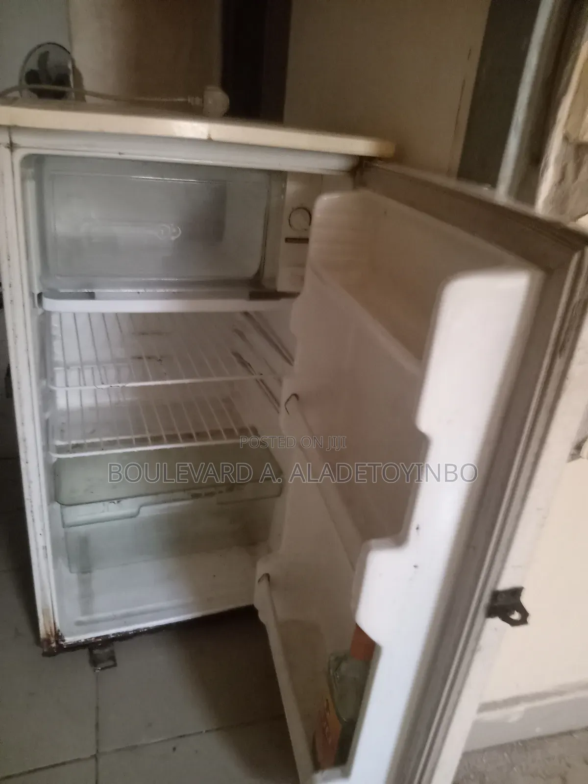 Refrigerator