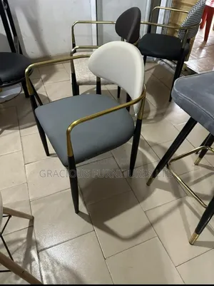Modern Nordic-Style Dining Chair