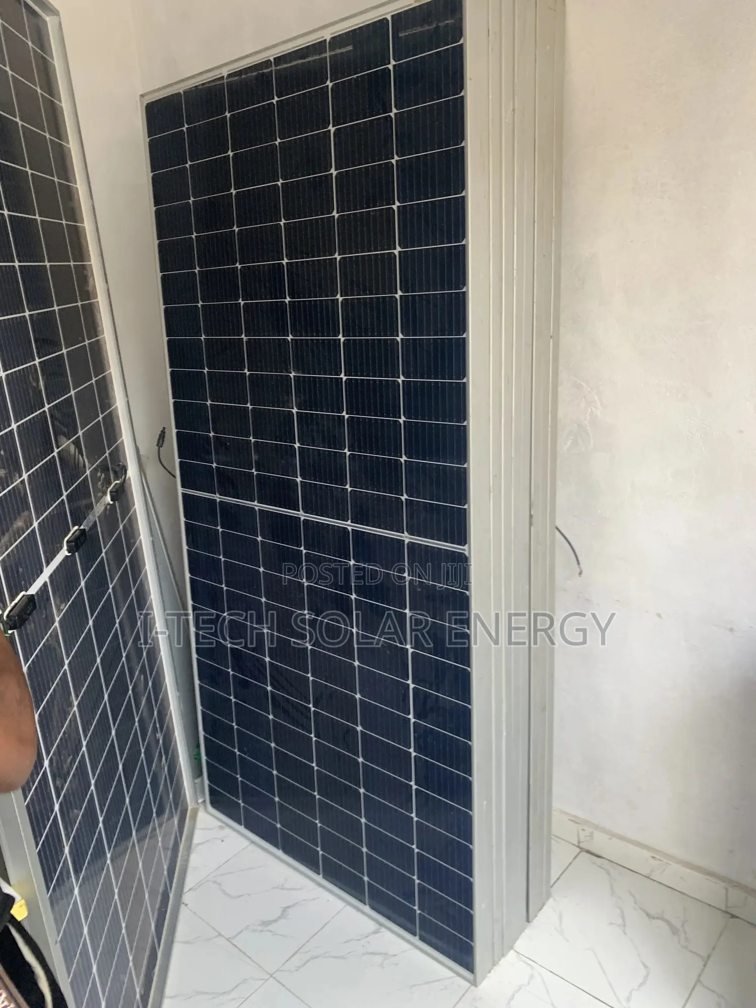 550watts Jinko Solar Panels