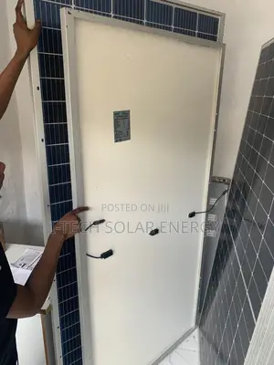 550watts Jinko Solar Panels