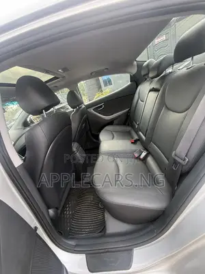 Hyundai Elantra Limited 4dr Sedan (1.8L 4cyl 6A) 2015 Silver