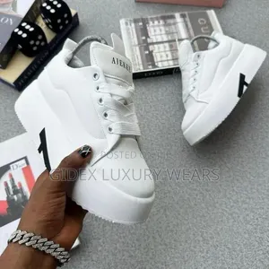 * Ajekke Fashion Top Quality Unisex Sneakers
