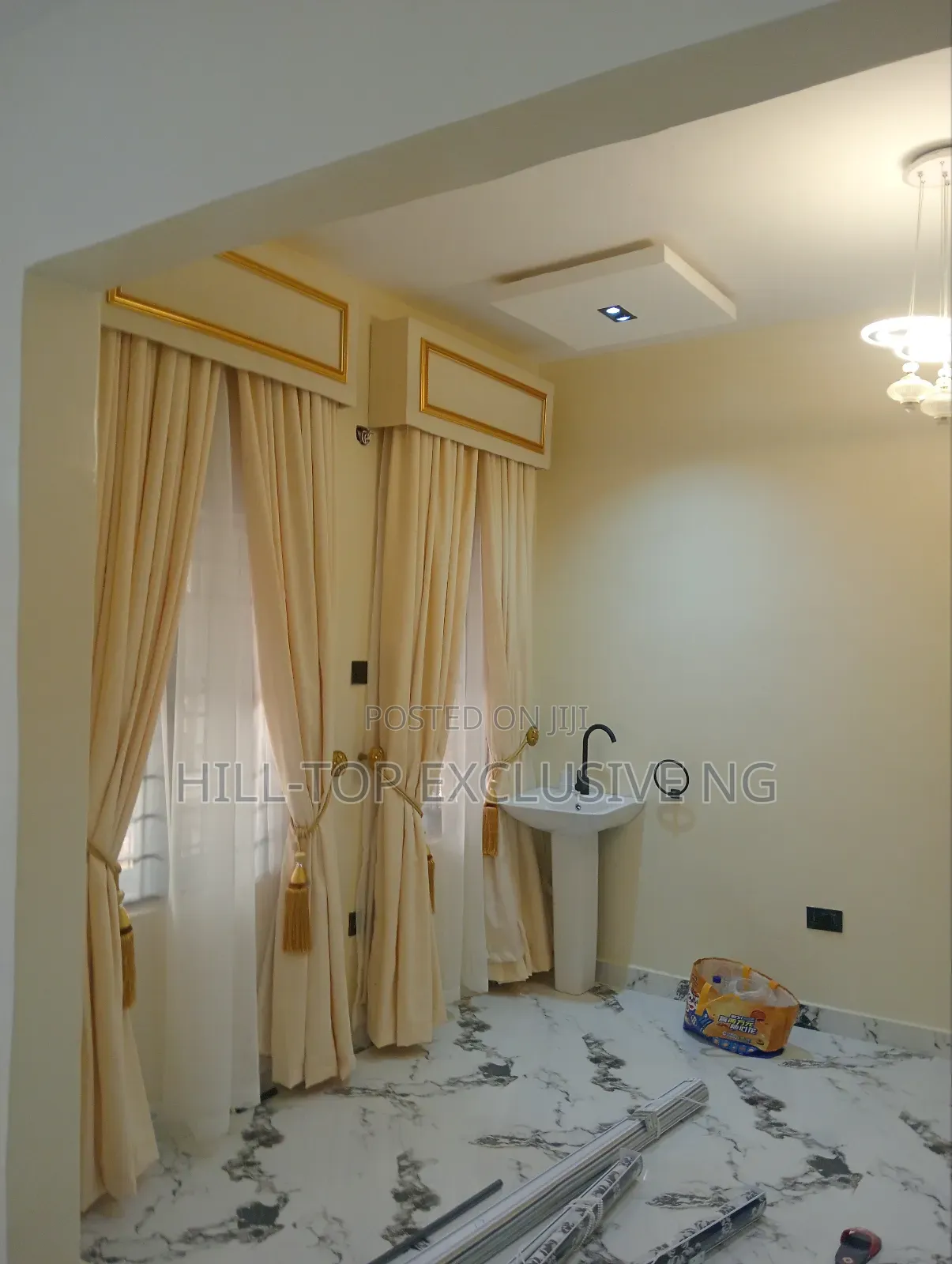 Interior Decor