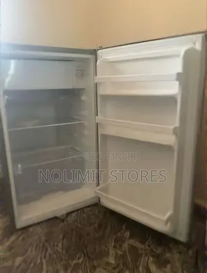 Aeon 90l Refrigerator Ars100g