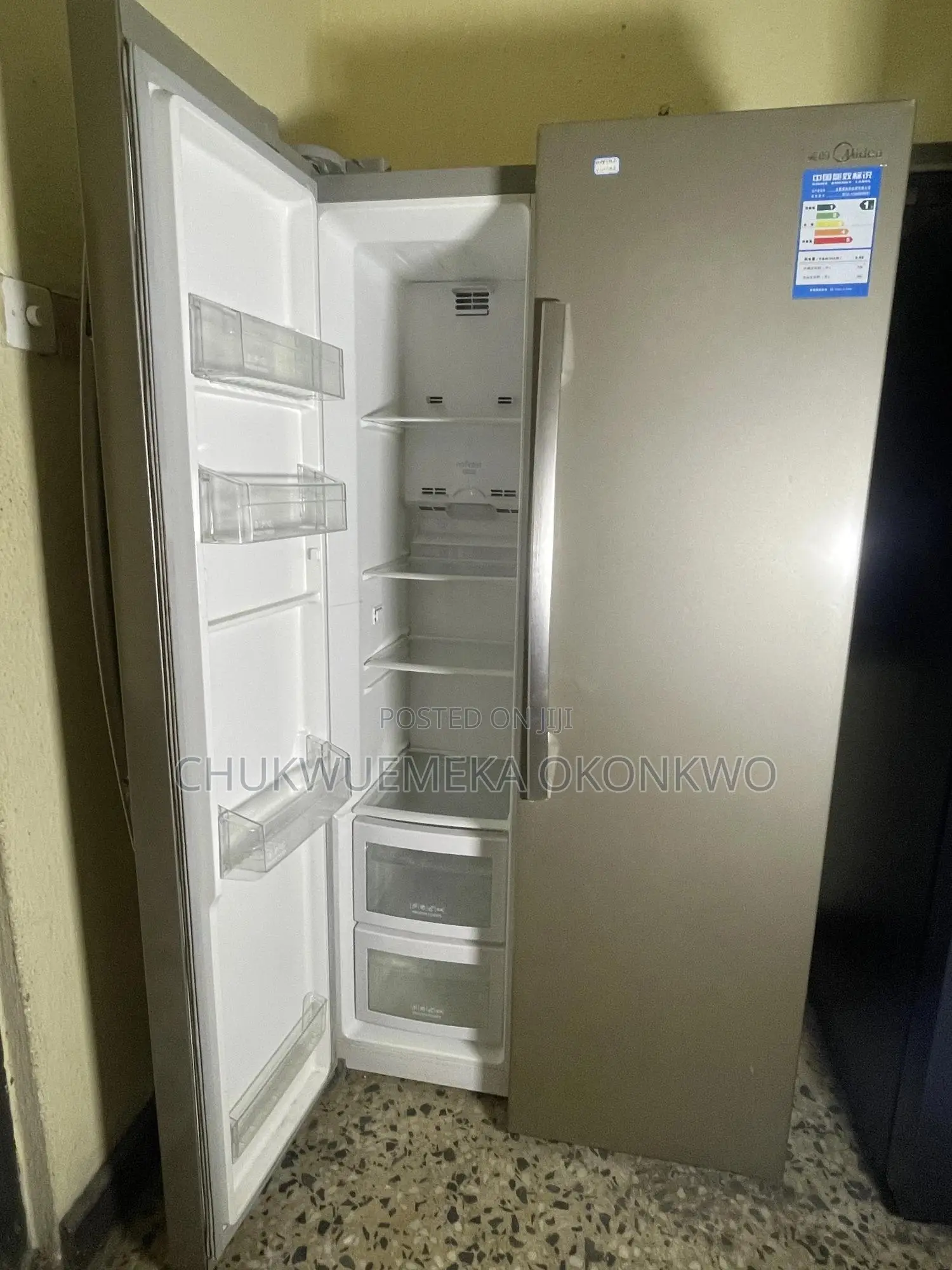 Refrigerator