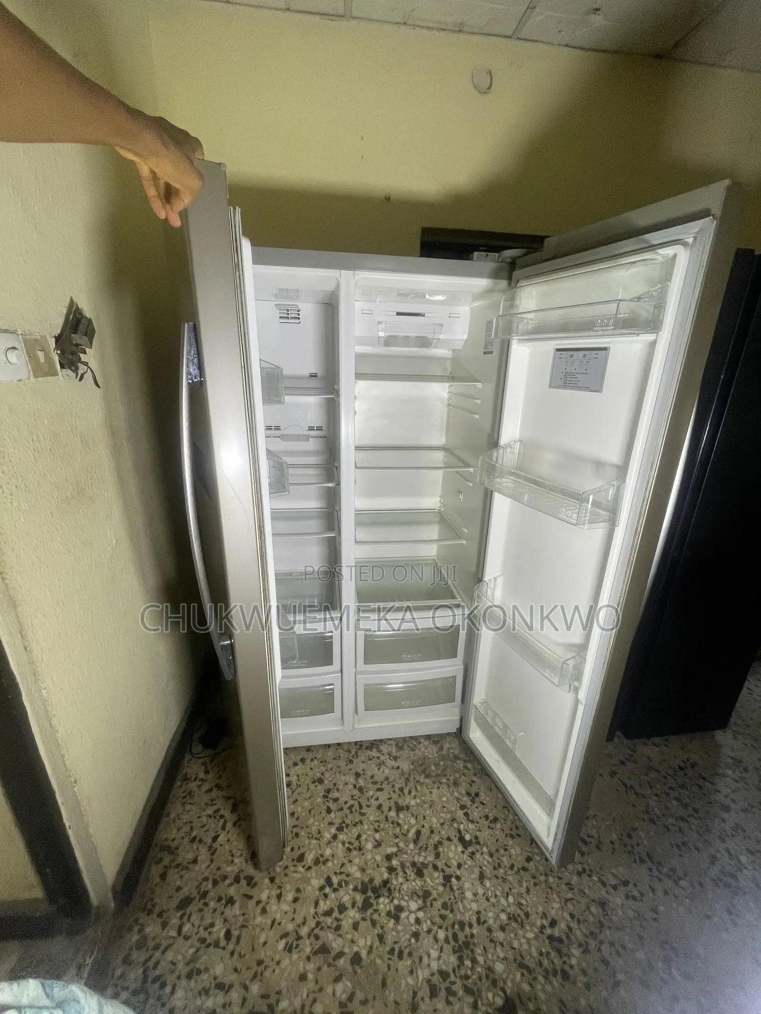 Refrigerator