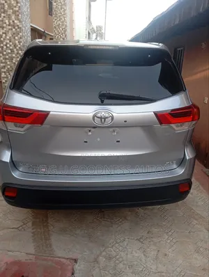 Toyota Highlander 2016 Gray
