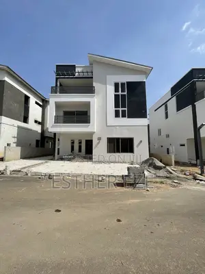 5bdrm Duplex in Bali Island, Life Camp for sale