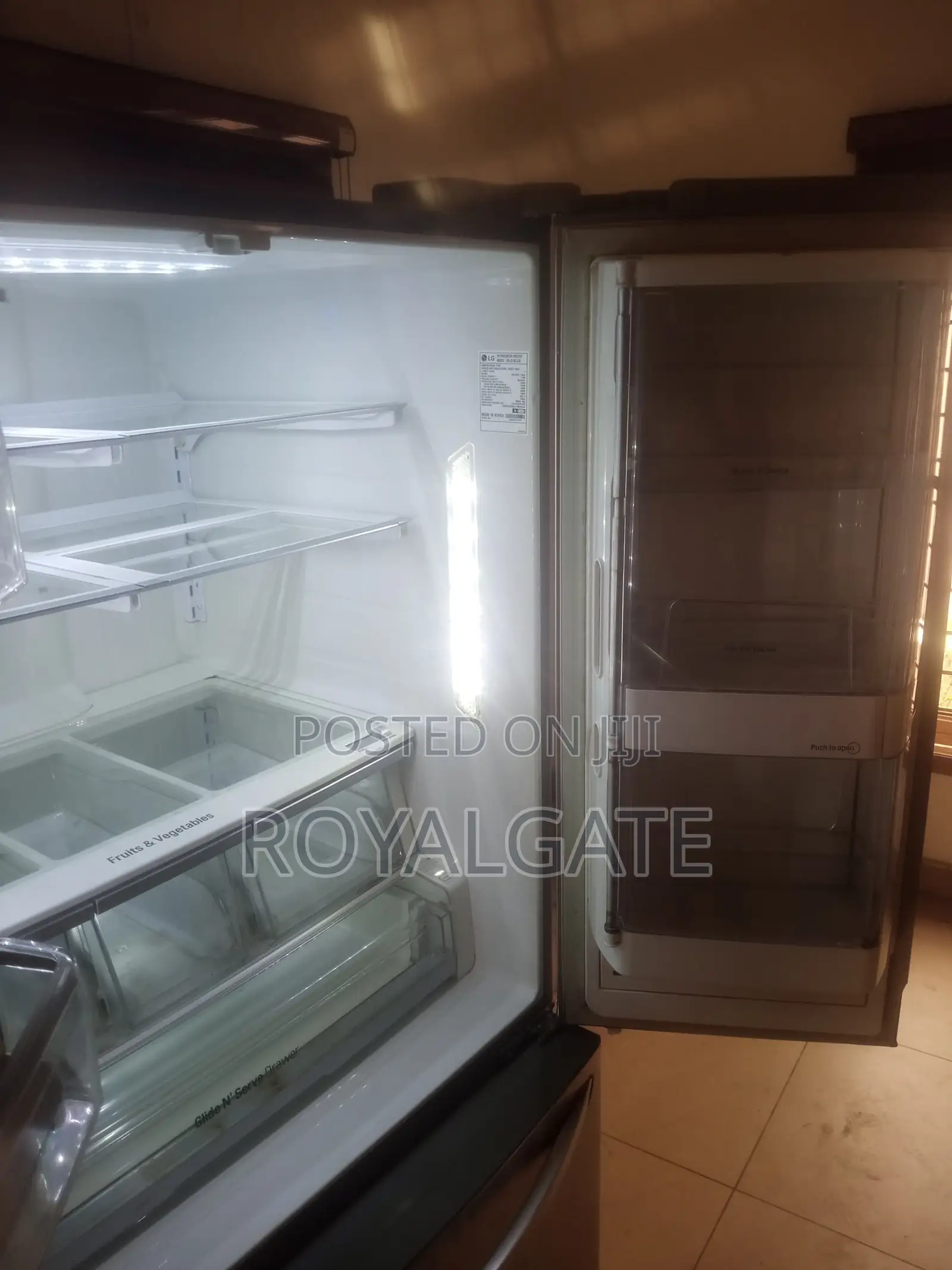 Refrigerator