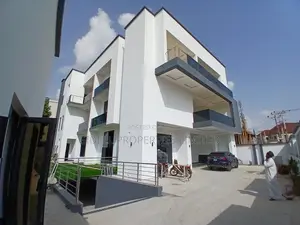 7bdrm Duplex in Kado for sale