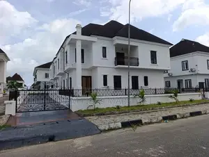 Furnished 5bdrm House in Peace Garden, Sangotedo for sale