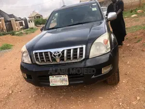 Toyota Land Cruiser Prado 4.0 Petrol TX-L 2009 Black