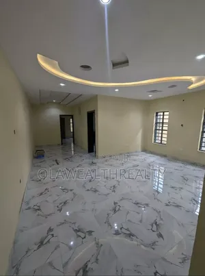 3bdrm Duplex in Oke'Badan Estate, Akobo for rent