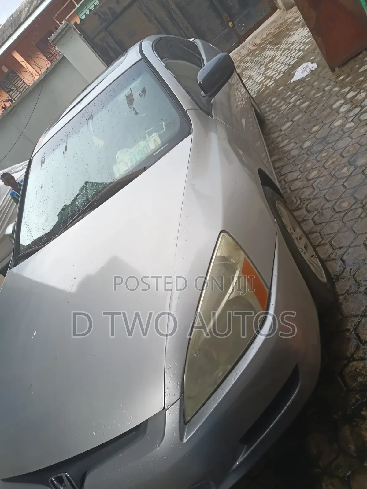 Honda Accord Coupe Automatic 2005 Silver