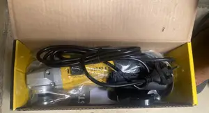 Stanley 900w Angle Grinder