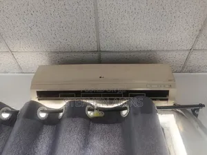 1.5 Horse Power Lg Air Conditioning Unit
