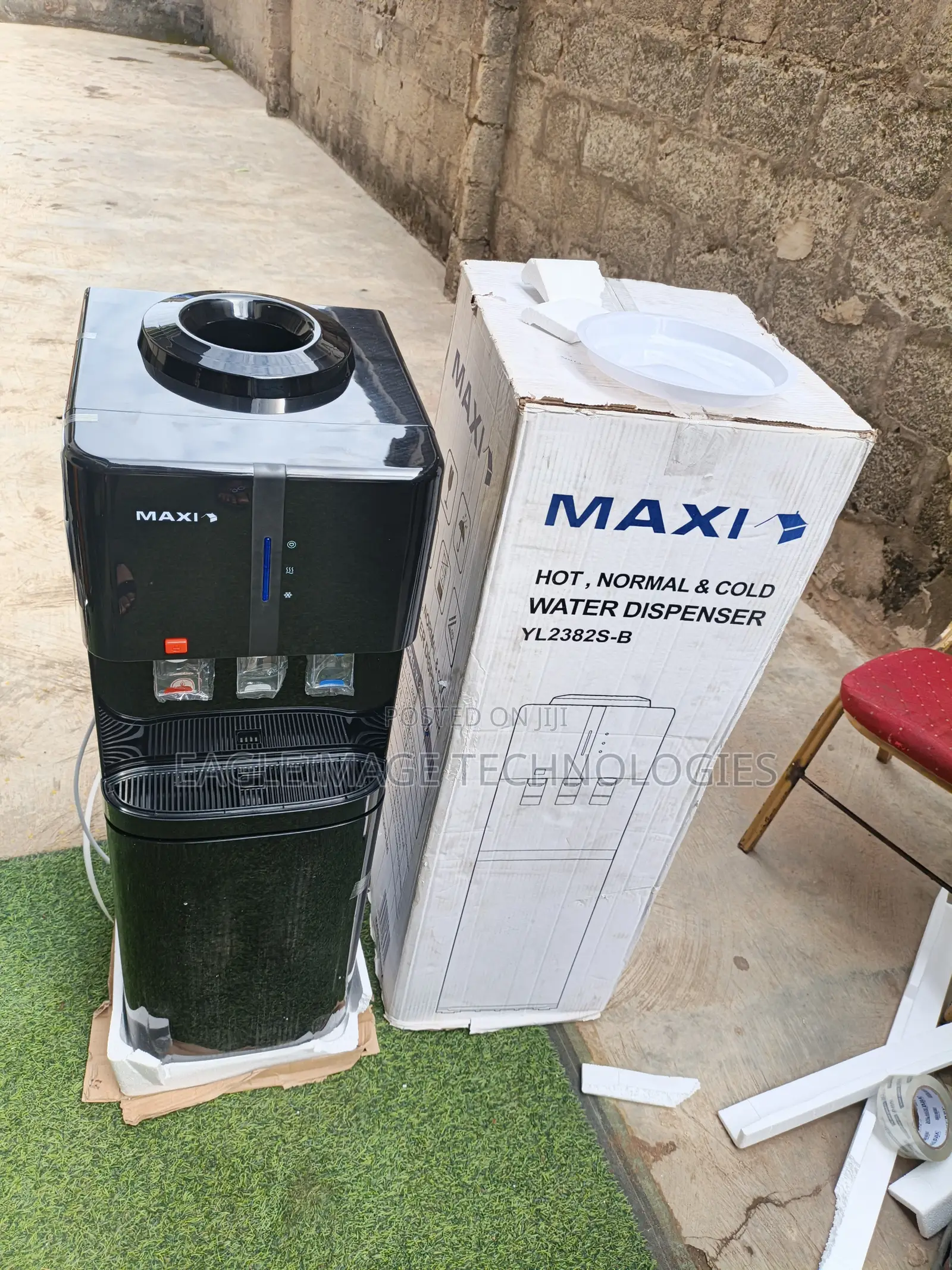 Maxi Water Dispenser With Cooling and Heating System