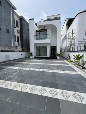 5bdrm Duplex in Ikate for sale