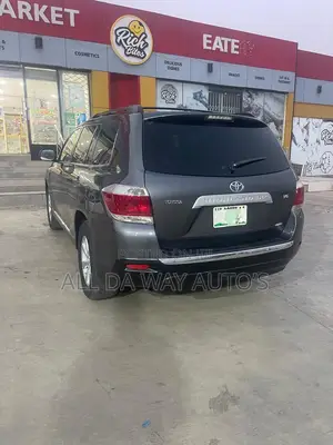 Toyota Highlander 2011 Gray