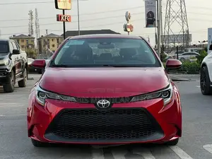 Toyota Corolla LE (1.8L 4cyl 2A) 2019 Red