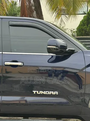 Toyota Tundra Limited CrewMax 4WD SB w/5.5' Bed 2025 Blue