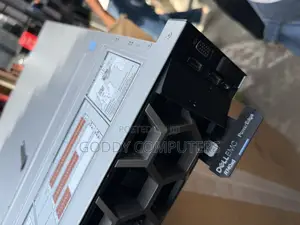 Server Dell PowerEdge R740 32GB Intel Xeon HDD 2T