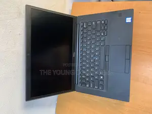 Laptop Dell Latitude 7490 8GB Intel Core i7 SSD 256GB