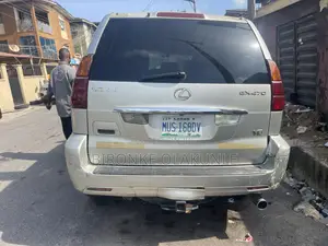 Toyota HiAce 2005 Silver