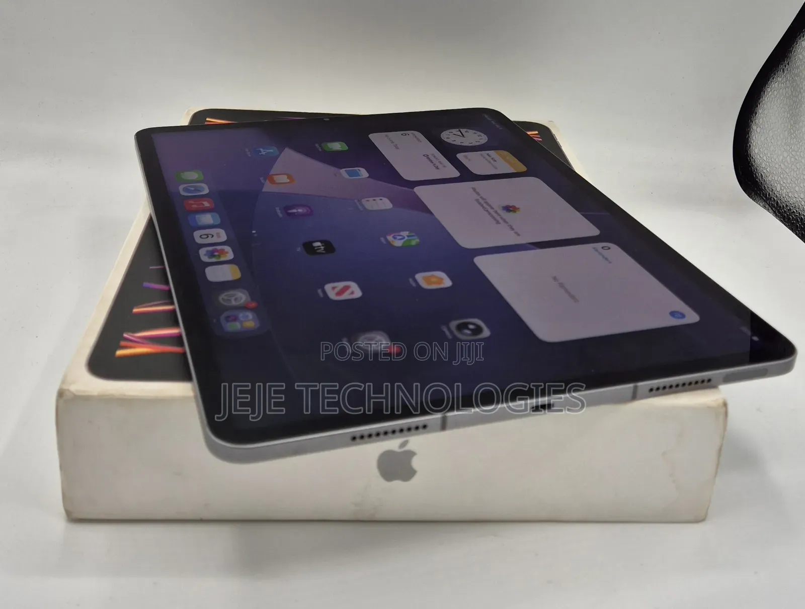 Apple iPad Pro 12.9 (2022) 128 GB Gray