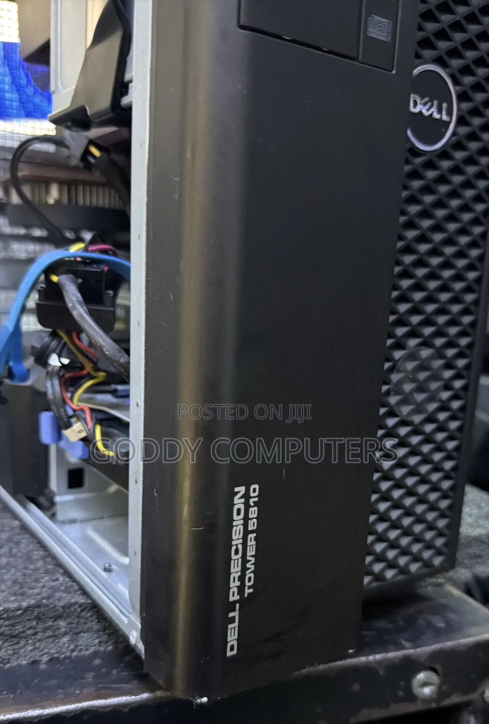 Desktop Computer Dell Precision 5820 32GB Intel Xeon HDD 1T