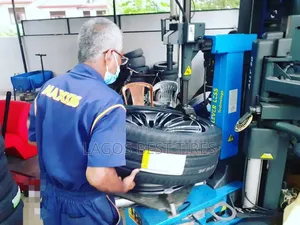 Brand New Pirelli P Zero - 265/40r22 Xl -Jaguar/Land Rover Spec (J/Lr)
