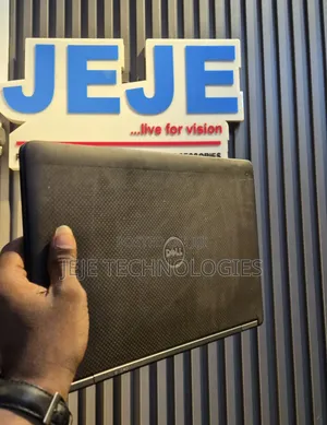 Laptop Dell Latitude E7240 8GB Intel Core i7 SSD 256GB