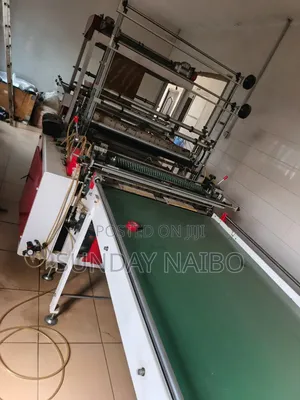 Nylon Bottom Sealing And Cutting Machine