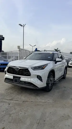 Toyota Highlander Platinum 2021 White