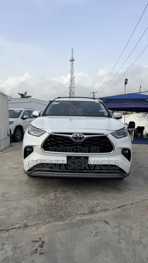 Toyota Highlander Platinum 2021 White