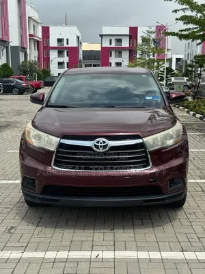 Toyota Highlander LE V6 4x2 (3.5L 6cyl 6A) 2016 Red